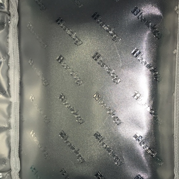NWOT Bentology Insulated Lunch Bag - Picture 5 of 7
